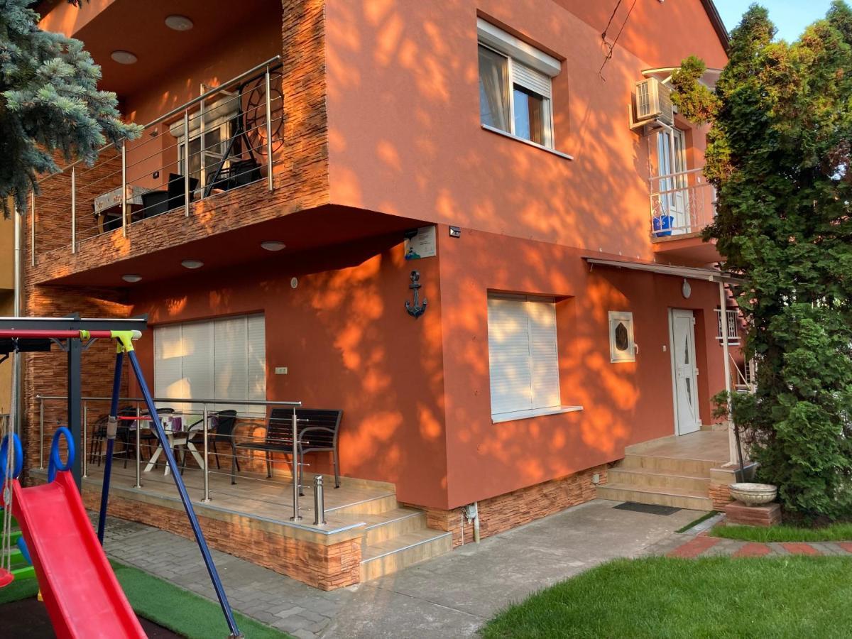 Balaton Vendeghaz Appartement Siófok Buitenkant foto
