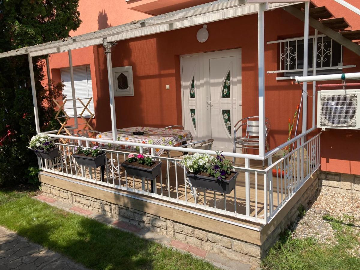 Balaton Vendeghaz Appartement Siófok Buitenkant foto